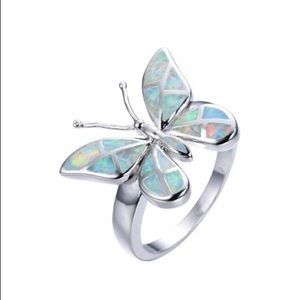 ❤️🔥 $10 or 2/$15 🔥❤️ 925 butterfly 🦋 ring